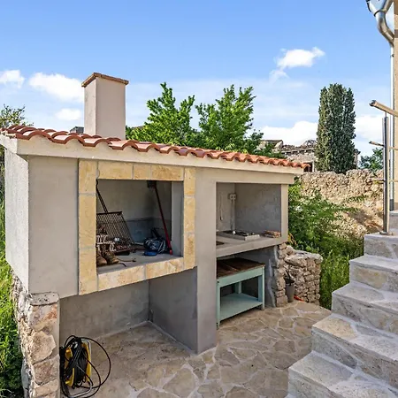 Apartment 1 Bedroom Gorgeous In Zlarin