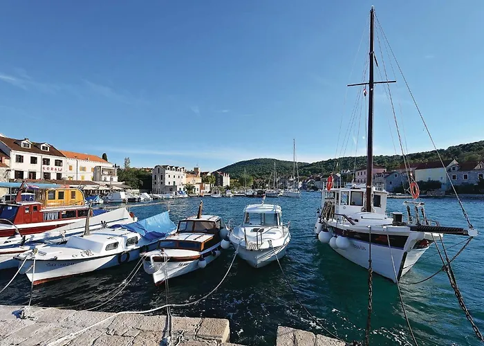 1 Bedroom Gorgeous In * Zlarin